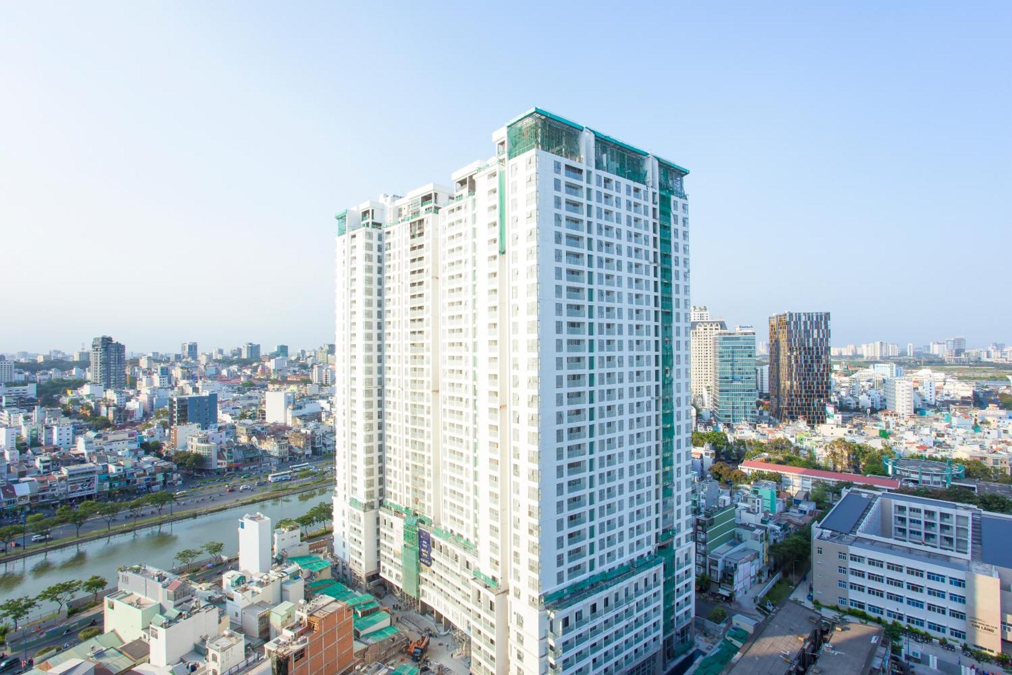 Double E Saigon Apartment In Rivergate Building Ho Chi Minh City Bagian luar foto