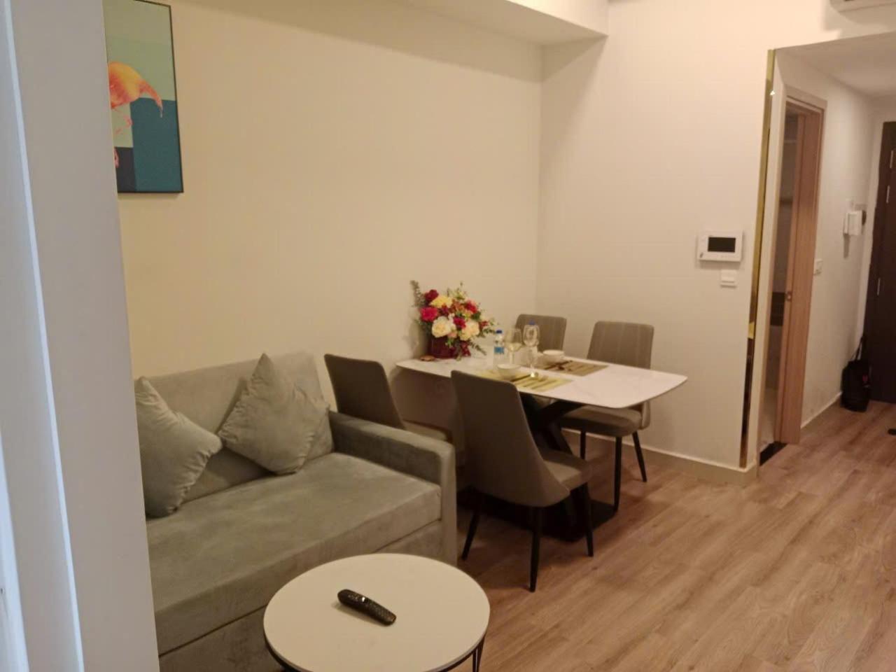 Double E Saigon Apartment In Rivergate Building Ho Chi Minh City Bagian luar foto